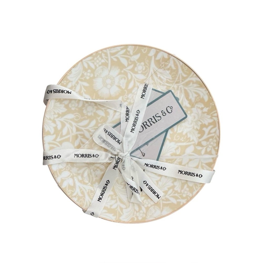 Morris & Co William Morris Floral Round Decorative Plate